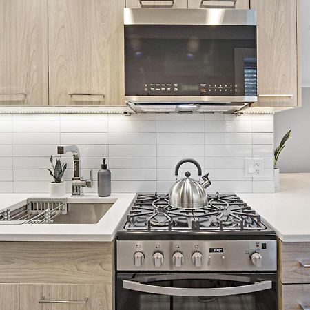 Sophisticated Studio Apartment With Modern Kitchen - Oakdale Od2 Rep Chicago Luaran gambar