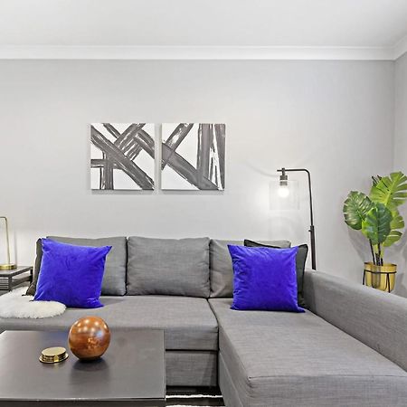 Sophisticated Studio Apartment With Modern Kitchen - Oakdale Od2 Rep Chicago Luaran gambar